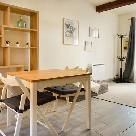 Agora, Au Coeur Historique Apartment *